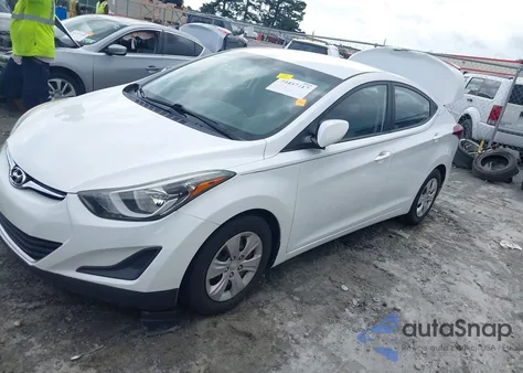 2016 Hyundai Elantra Se z USA, uszkodzony, nr VIN 5NPDH4AE1GH687157